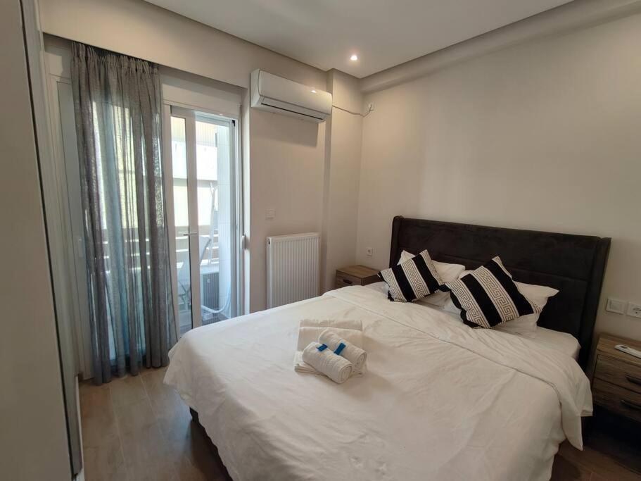 Chic Apartment Near Acropolis Афины Экстерьер фото