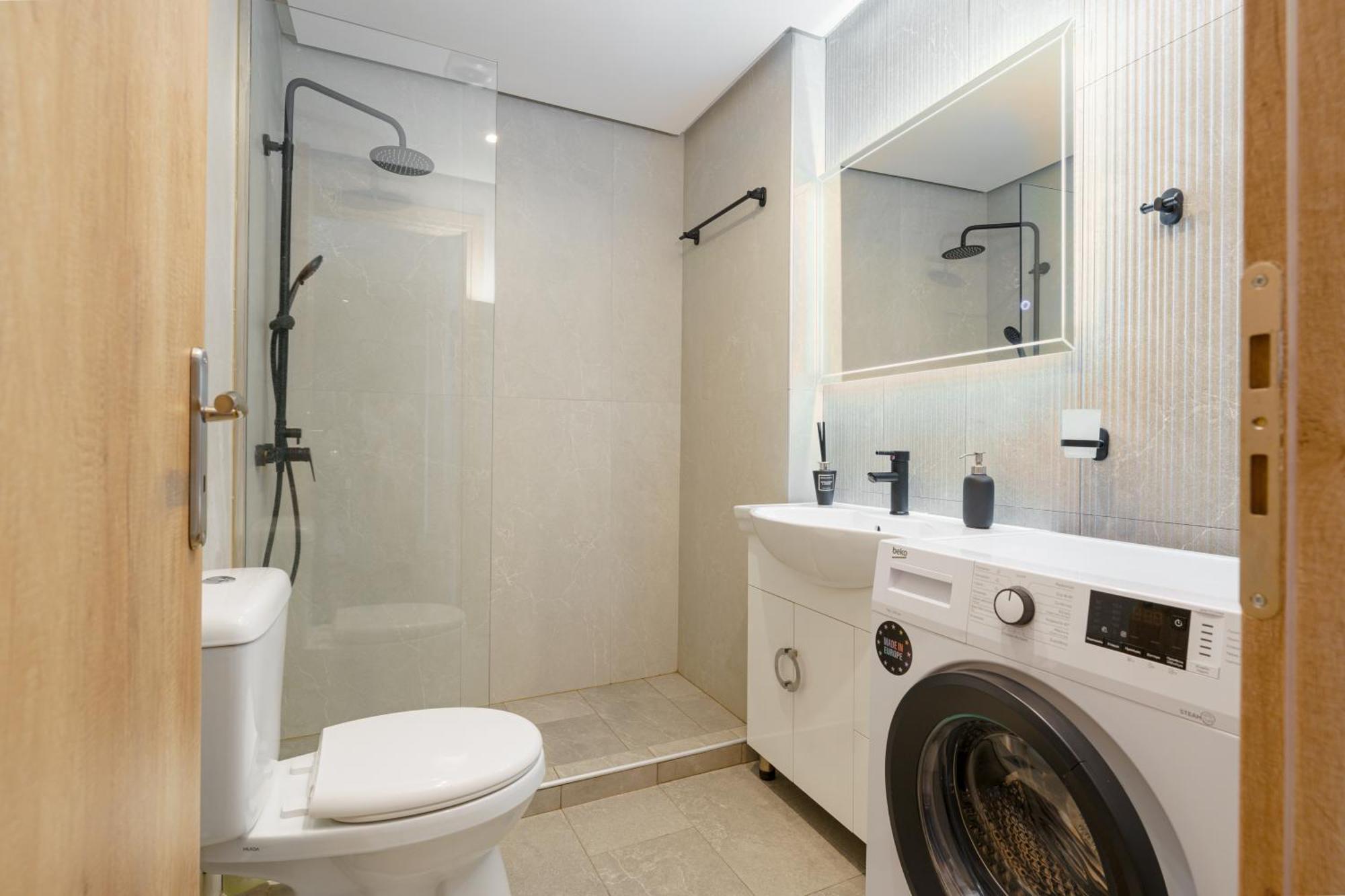 Chic Apartment Near Acropolis Афины Экстерьер фото